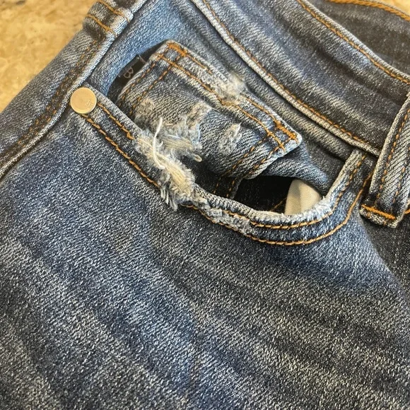 Judy Blue Wide Leg Raw Hem Blue Jeans Distressed Denim Los Angeles High End 26 - Picture 4 of 9